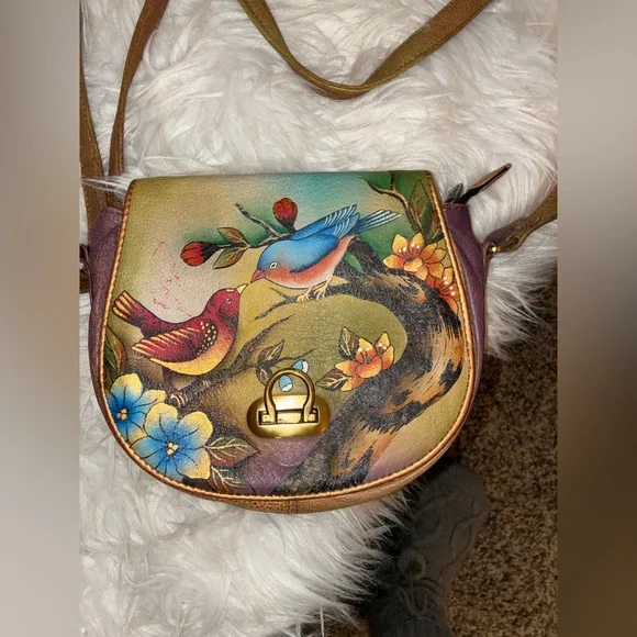 Anuschka hand-painted leather bag featuring a birds and floral design - Picture 6 of 12